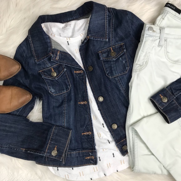 Old Navy Jackets & Blazers - Old Navy denim jean jacket, small